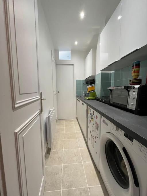 Apartment Near Montmartre パリ エクステリア 写真